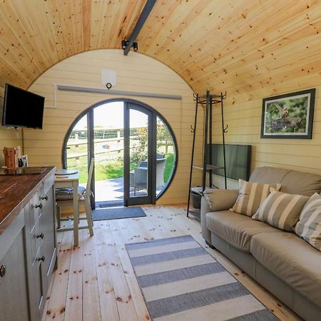 Apple Pod Villa อารันเดล ภายนอก รูปภาพ
