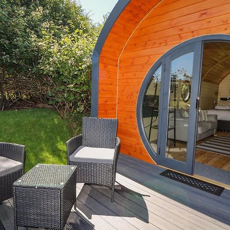 Apple Pod Villa อารันเดล ภายนอก รูปภาพ