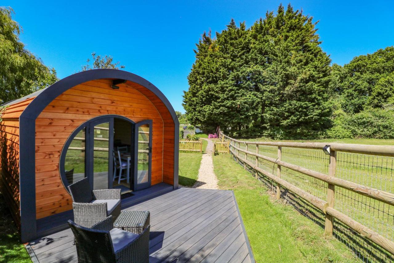 Apple Pod Villa อารันเดล ภายนอก รูปภาพ