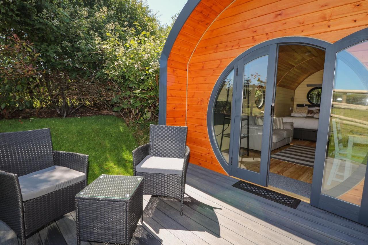 Apple Pod Villa อารันเดล ภายนอก รูปภาพ