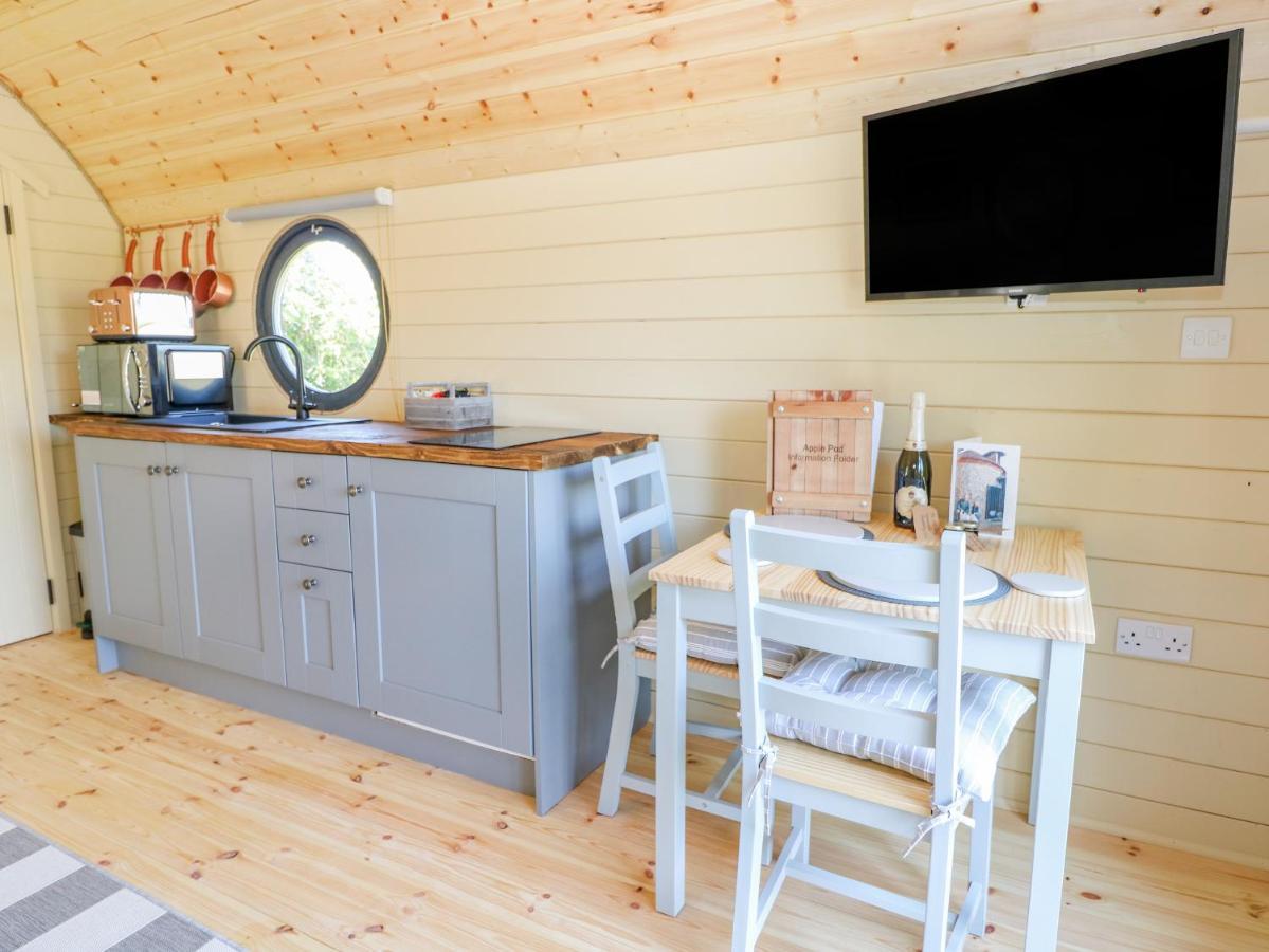 Apple Pod Villa อารันเดล ภายนอก รูปภาพ