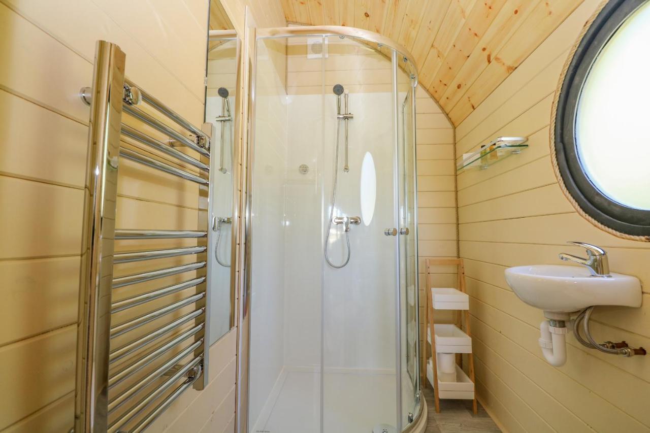 Apple Pod Villa อารันเดล ภายนอก รูปภาพ