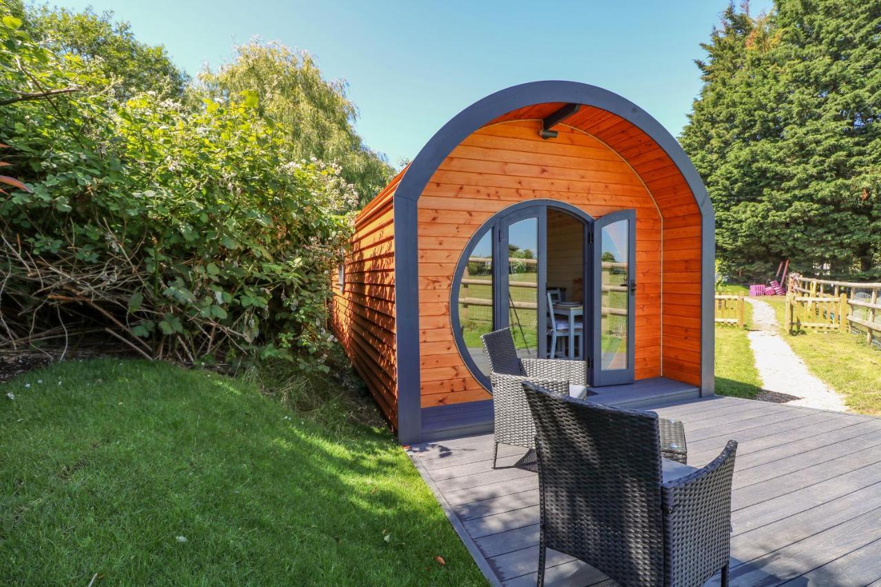 Apple Pod Villa อารันเดล ภายนอก รูปภาพ