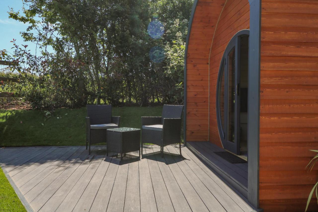 Apple Pod Villa อารันเดล ภายนอก รูปภาพ